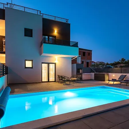 Luxe